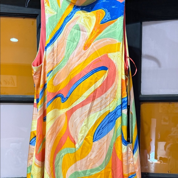 Colorful Abstract Patterned Dress - Picture 5 of 6